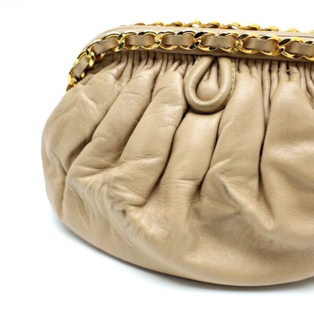 Authentic CHANEL 1988 kiss lock chain around beige Lambskin crossbody bag - Picture 6 of 13